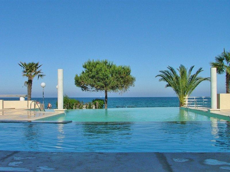 Residence Marina Bianca Santa-Lucia-di-Moriani Exterior photo